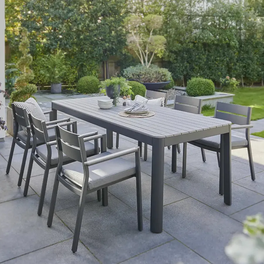 Fashion Gio Dining Table Dining Tables