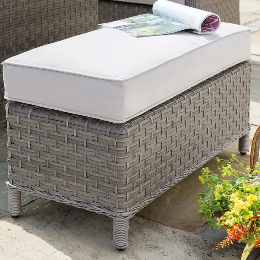 Outlet Charlbury Signature Small Bench Rattan | Benches
